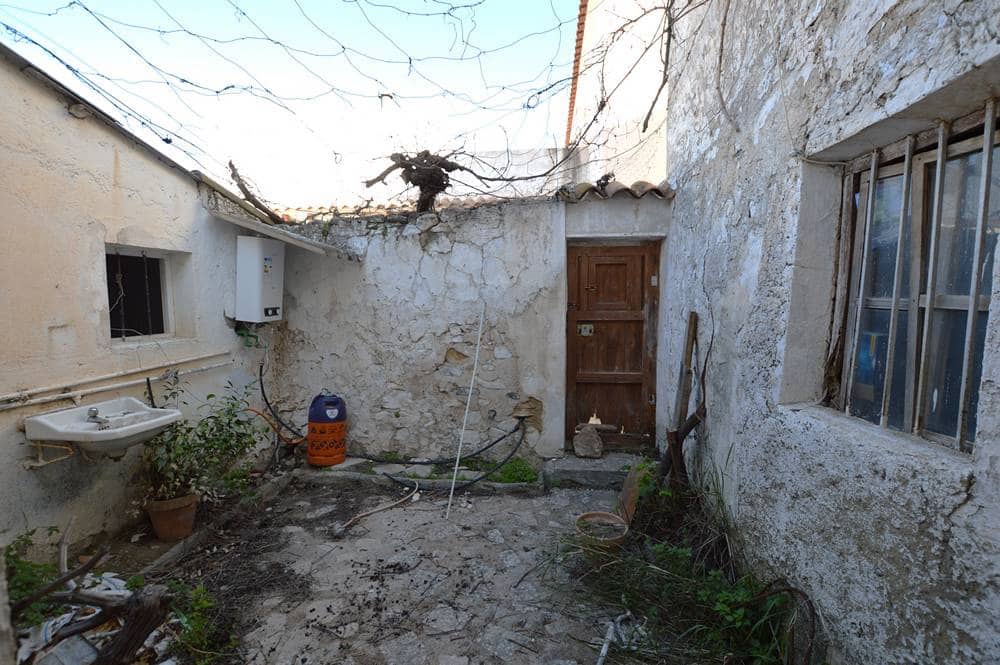 4 makuuhuone Omakotitalo myytävänä paikassa Lubrin - 69 950 € (Ref: 9652271)