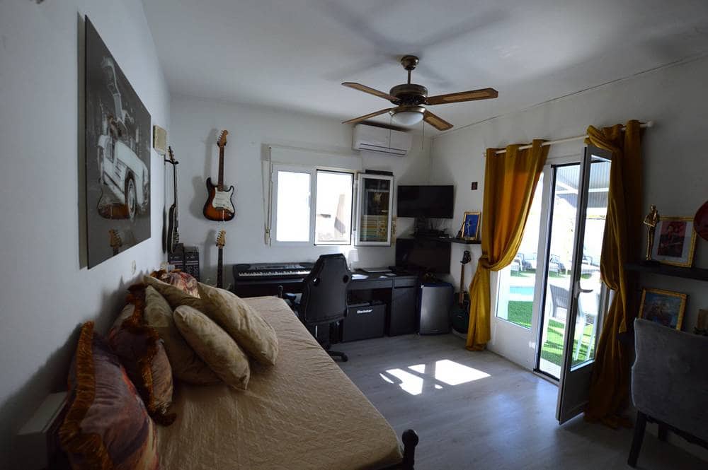 5 soveværelse Villa til salg i Bedar med swimmingpool garage - € 349.950 (Ref: 9699679)