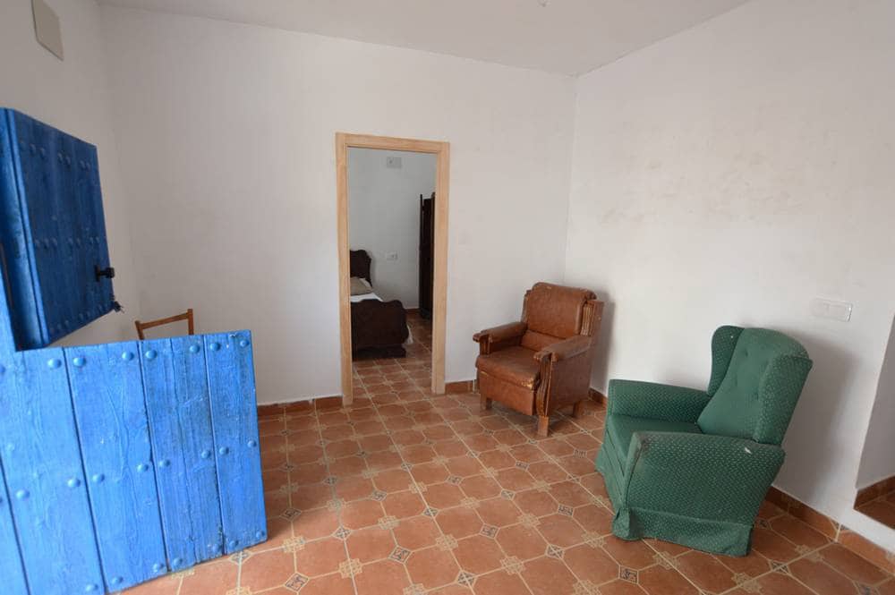 5 sypialnia Finka/Dom wiejski na sprzedaż w Lubrin z garażem - 149 950 € (Ref: 9712398)