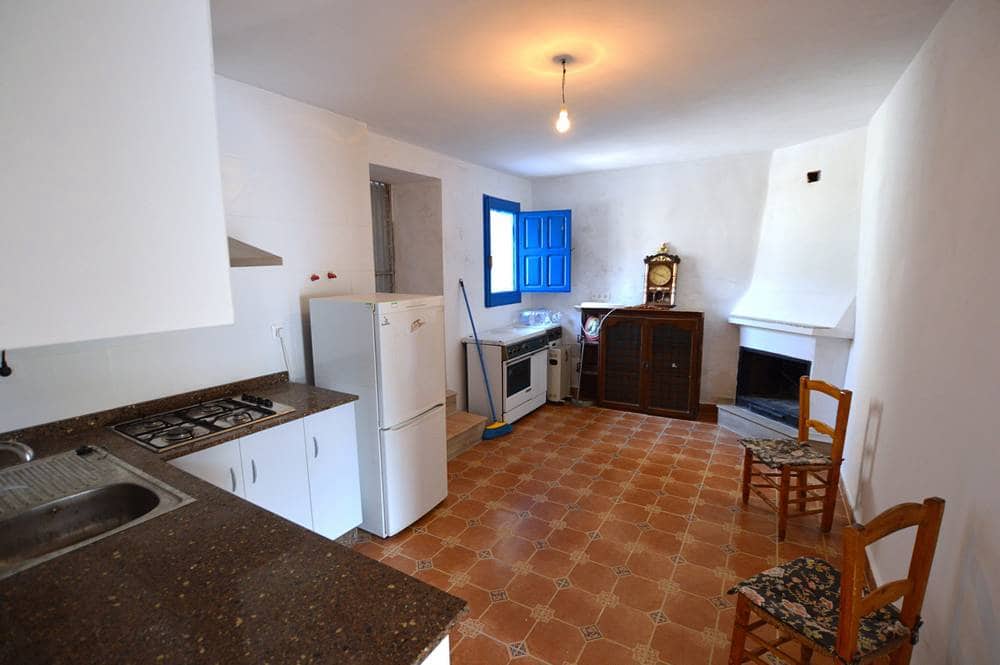 5 sypialnia Finka/Dom wiejski na sprzedaż w Lubrin z garażem - 149 950 € (Ref: 9712398)