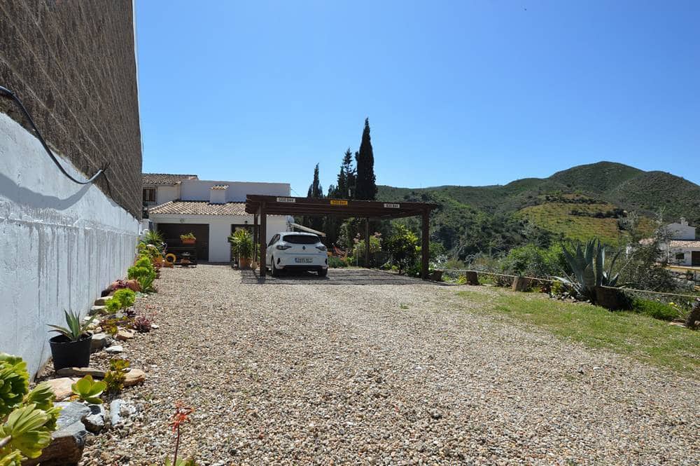 Finca/Casa Rural de 2 habitaciones en Lubrín en venta con garaje - 175.000 € (Ref: 9739116)