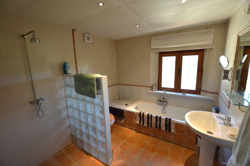 3 sypialnia Finka/Dom wiejski na sprzedaż w Lubrin z basenem garażem - 275 000 € (Ref: 9770851)