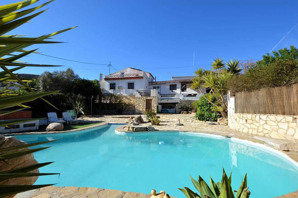 3 sypialnia Finka/Dom wiejski na sprzedaż w Lubrin z basenem garażem - 275 000 € (Ref: 9770851)