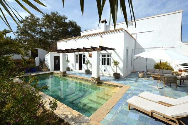 Finca/Casa Rural de 5 habitaciones en Bédar en venta con piscina garaje - 475.000 € (Ref: 9804740)