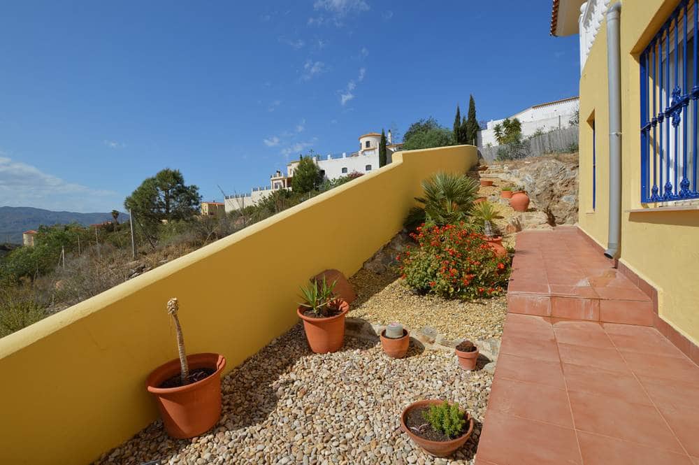 3 bedroom Villa for sale in Bedar with pool garage - € 325,000 (Ref: 9839698)