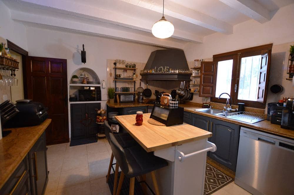 3 bedroom Townhouse for sale in Bedar - € 199,950 (Ref: 9841053)