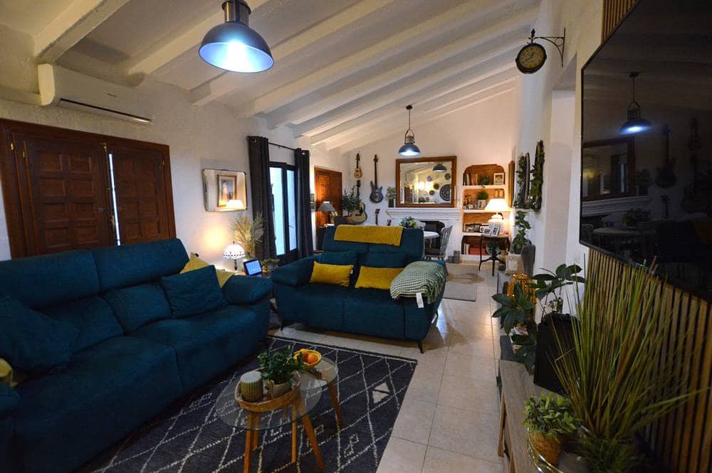 3 bedroom Townhouse for sale in Bedar - € 199,950 (Ref: 9841053)