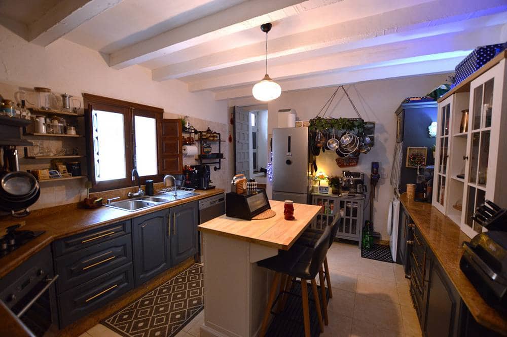 3 bedroom Townhouse for sale in Bedar - € 199,950 (Ref: 9841053)