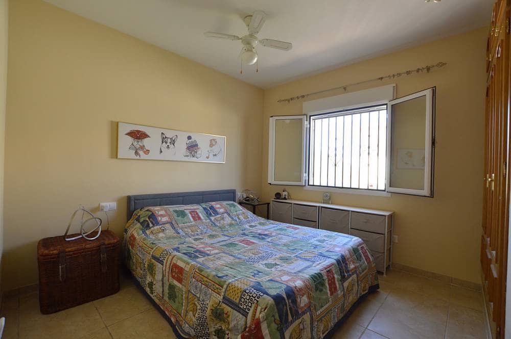 3 bedroom Villa for sale in Sorbas - € 149,950 (Ref: 9889059)