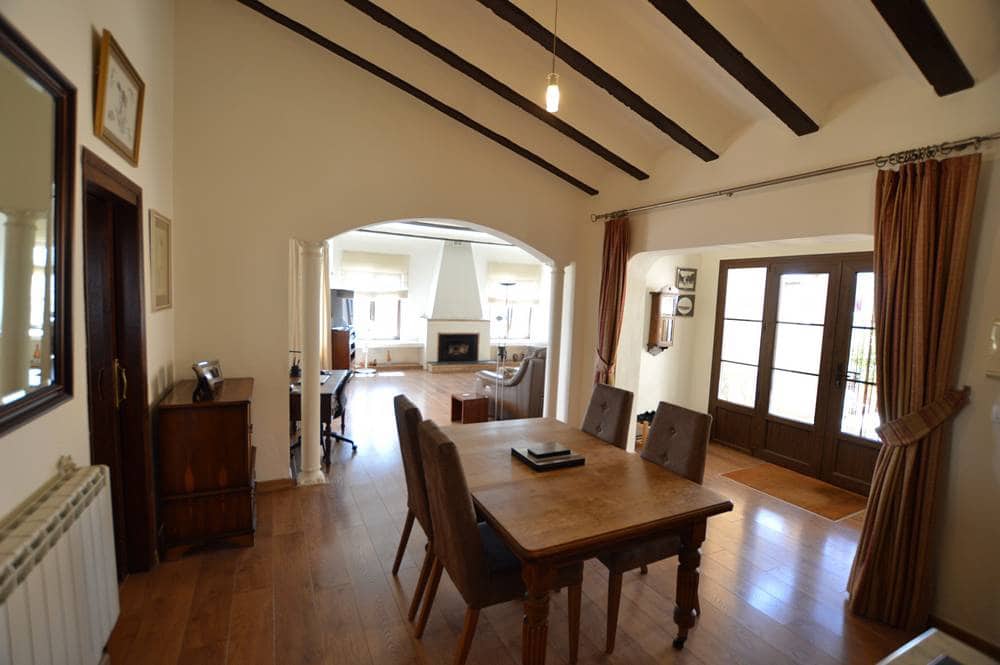 Chalet de 3 habitaciones en Bédar en venta con piscina garaje - 379.950 € (Ref: 9894734)