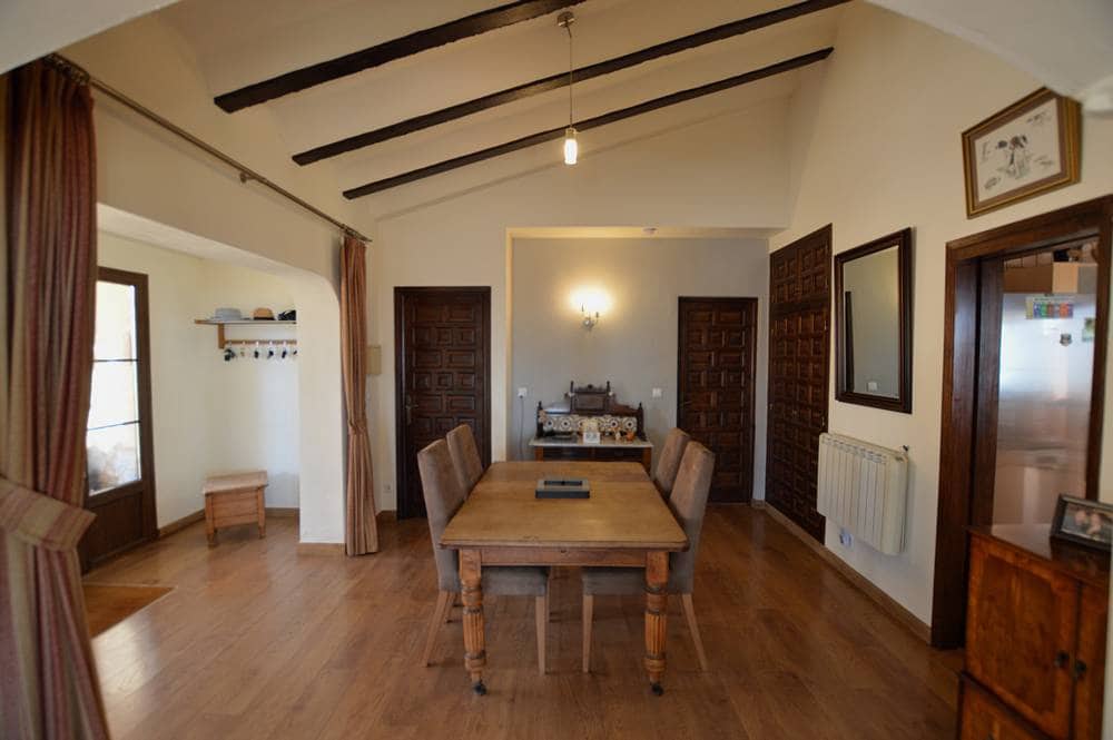 Chalet de 3 habitaciones en Bédar en venta con piscina garaje - 379.950 € (Ref: 9894734)