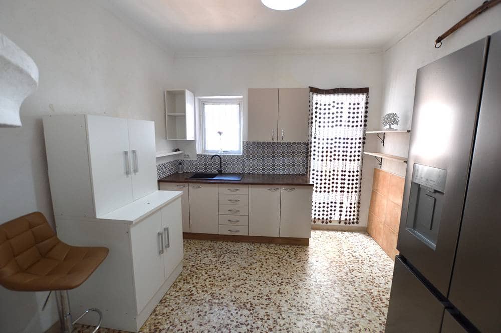 3 sypialnia Dom na sprzedaż w Cariatiz - 114 950 € (Ref: 9900678)