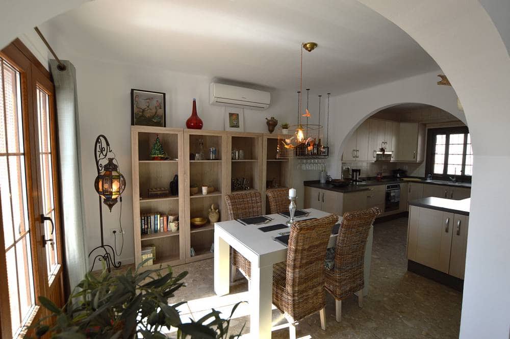 3 camera da letto Casa in vendita in Bedar con garage - 275.000 € (Rif: 9913696)
