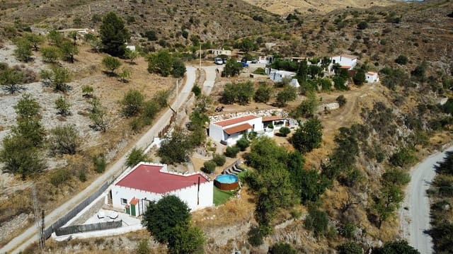 8 quarto Comercial para venda em Lubrín com piscina garagem - 580 000 € (Ref: 9943800)