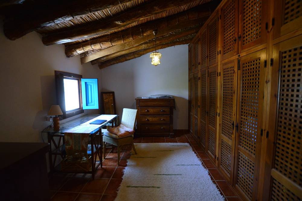 6 sypialnia Finka/Dom wiejski na sprzedaż w Lubrin z basenem garażem - 425 000 € (Ref: 9950728)