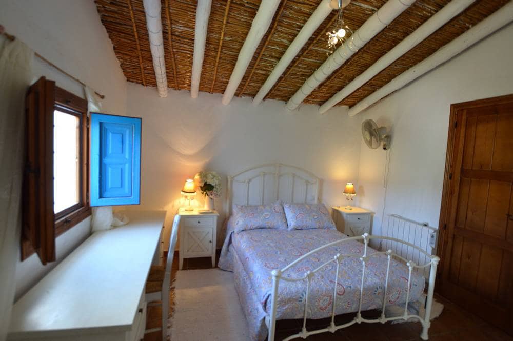 6 sypialnia Finka/Dom wiejski na sprzedaż w Lubrin z basenem garażem - 425 000 € (Ref: 9950728)