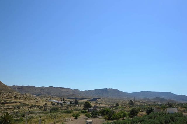 Casa de 3 habitaciones en Lucainena de las Torres en venta - 110.000 € (Ref: 9960253)