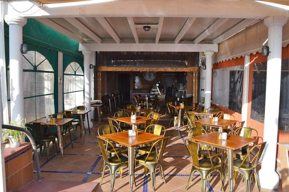Local Commercial à vendre à Mojacar avec piscine garage - 80 000 € (Ref: 9973545)