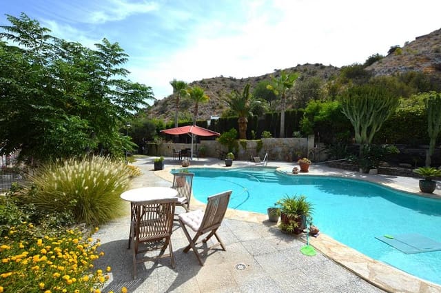 3 quarto Quinta/Casa Rural para venda em Mojácar com piscina garagem - 690 000 € (Ref: 9996360)