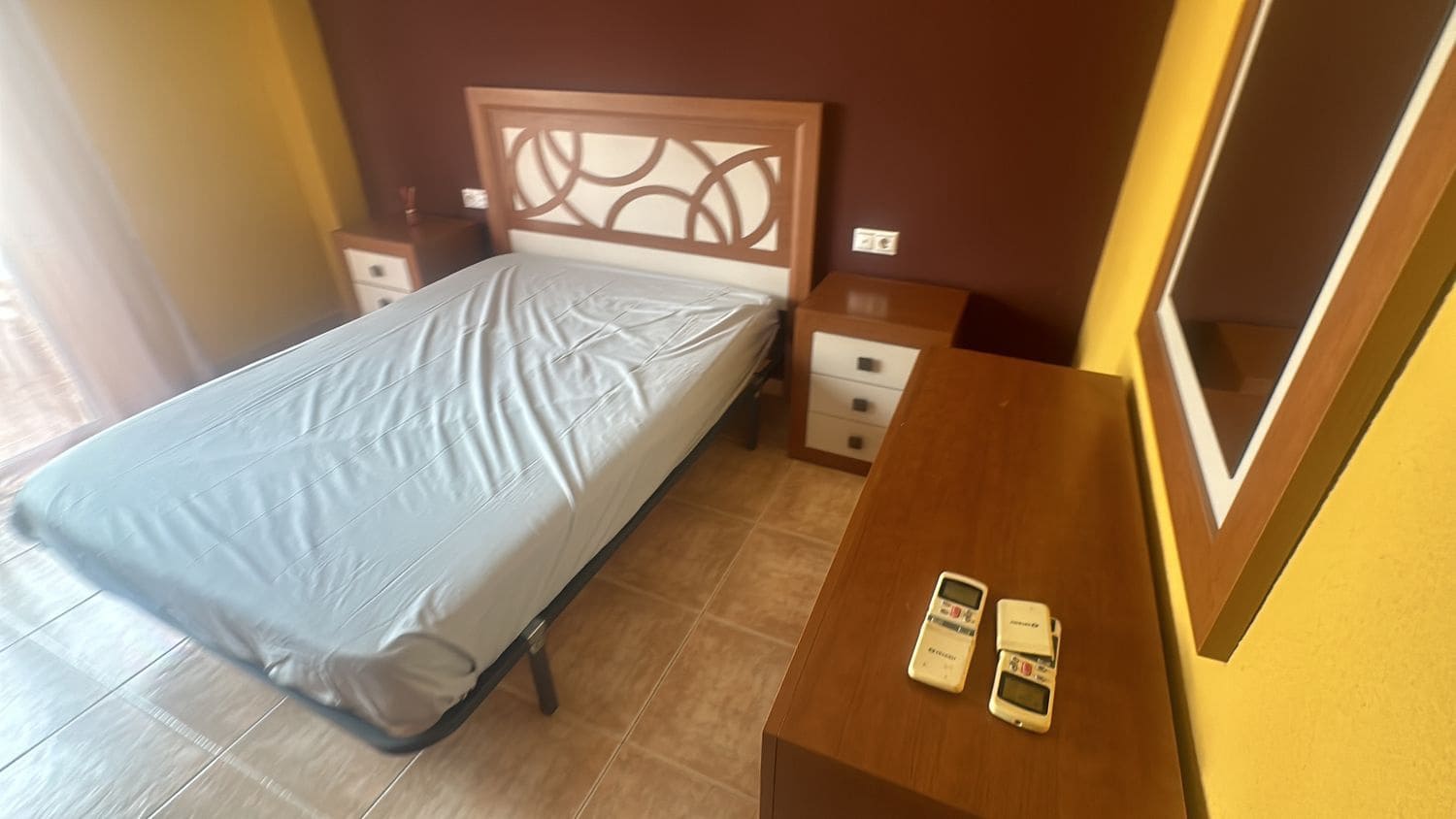 3 quarto Apartamento para arrendar em Daya Nueva com garagem - 700 € (Ref: 10141496)