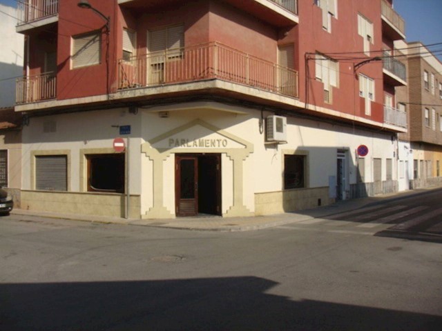 Commerciale in vendita in Rafal - 84.000 € (Rif: 3341979)