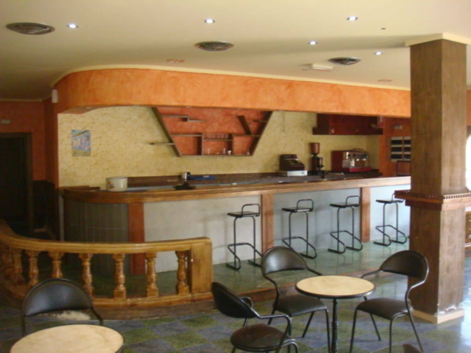 Commercial for sale in Rafal - € 84,000 (Ref: 3341979)