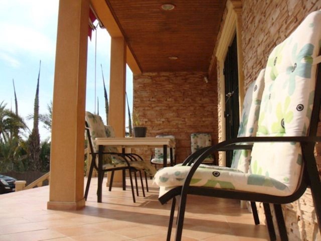 4 bedroom Villa for sale in Crevillente / Crevillent with garage - € 499,000 (Ref: 3342021)