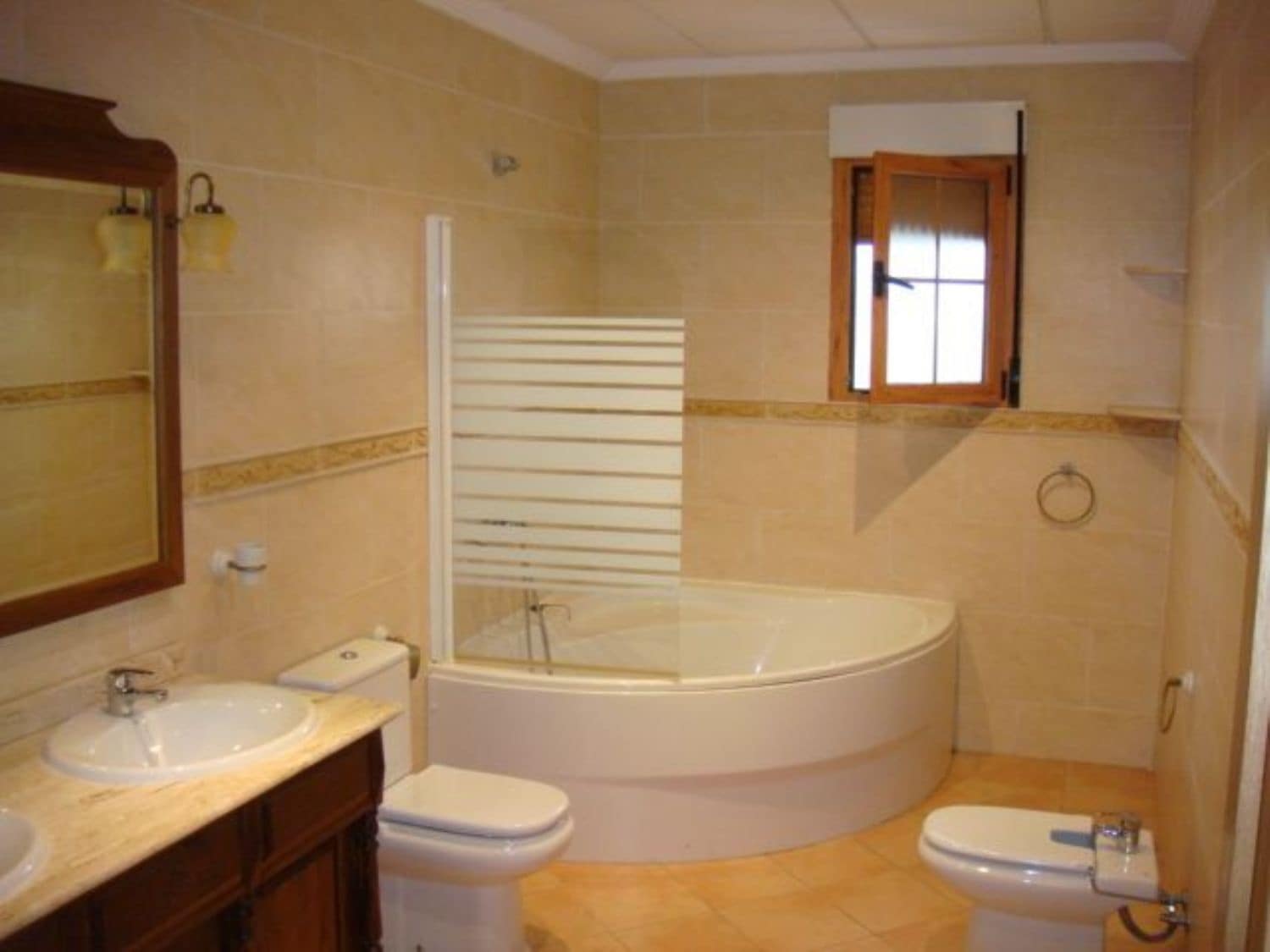 4 chambre Villa/Maison à vendre à Crevillente / Crevillent avec garage - 499 000 € (Ref: 3342021)