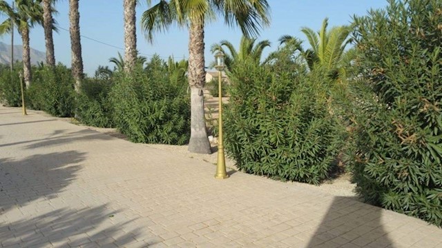 4 bedroom Villa for sale in Molins - Campaneta - San Bartolomé, Orihuela with pool garage - € 670,000 (Ref: 3384173)