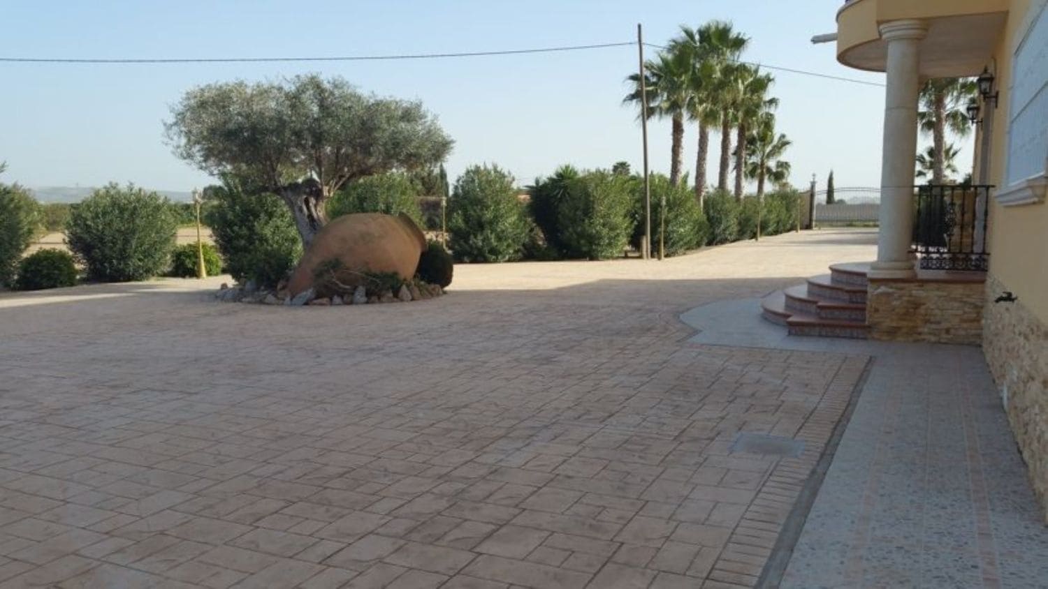 4 bedroom Villa for sale in Orihuela with pool garage - € 670,000 (Ref: 3384173)