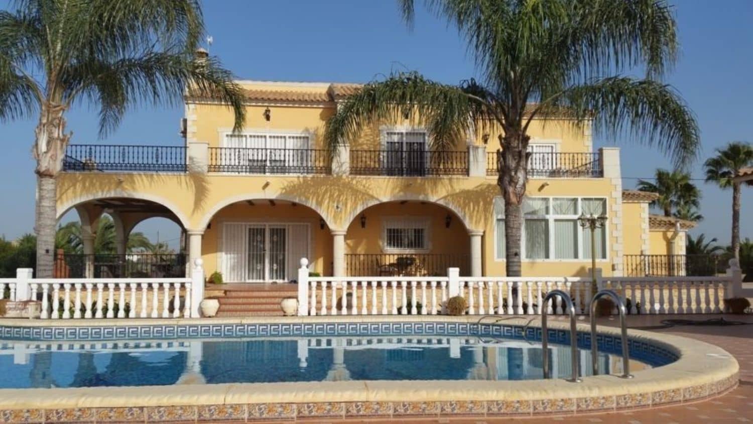 4 bedroom Villa for sale in Orihuela with pool garage - € 670,000 (Ref: 3384173)