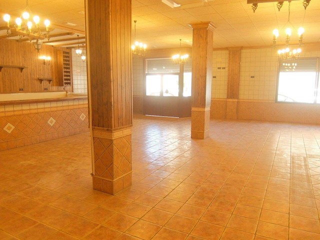 Commerciale in vendita in Rafal - 299.000 € (Rif: 3738382)