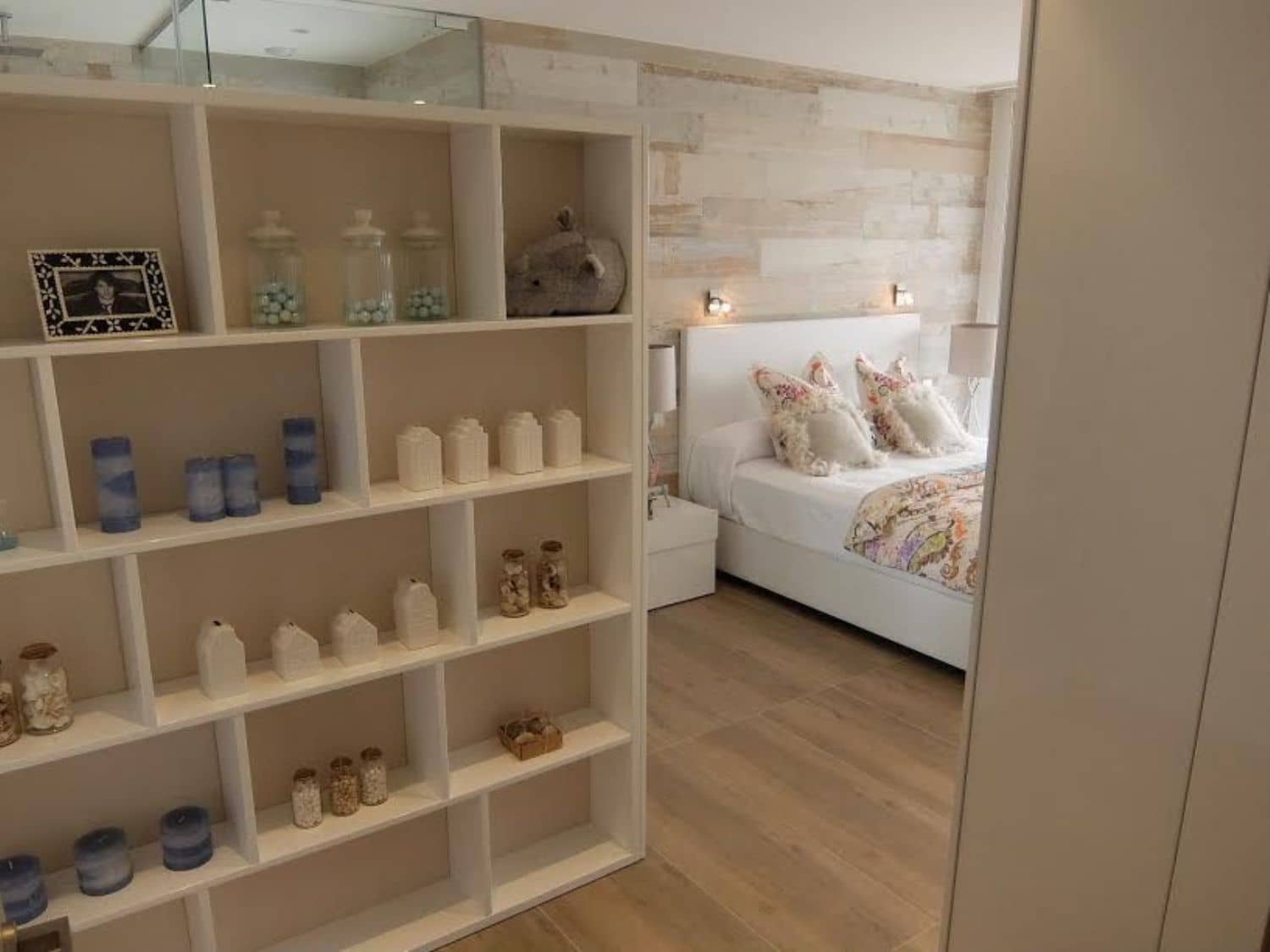 3 makuuhuone Huoneisto myytävänä paikassa Las Colinas Golf mukana uima-altaan 
autotalli - 390 000 € (Ref: 3738384)