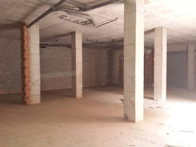 Commercial for sale in Almoradí - € 359,000 (Ref: 3738407)