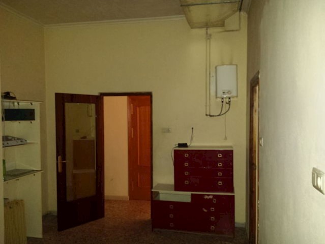 Commercial for sale in Almoradí - € 79,000 (Ref: 3738441)