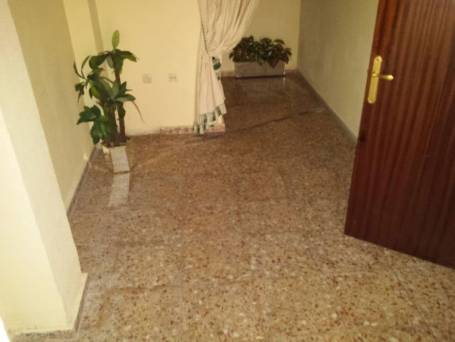 Erhverv til salg i Almoradi - € 79.000 (Ref: 3738441)