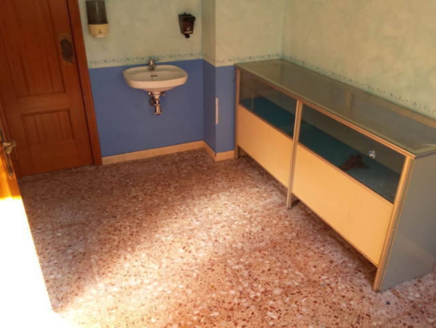 Erhverv til salg i Almoradi - € 79.000 (Ref: 3738441)