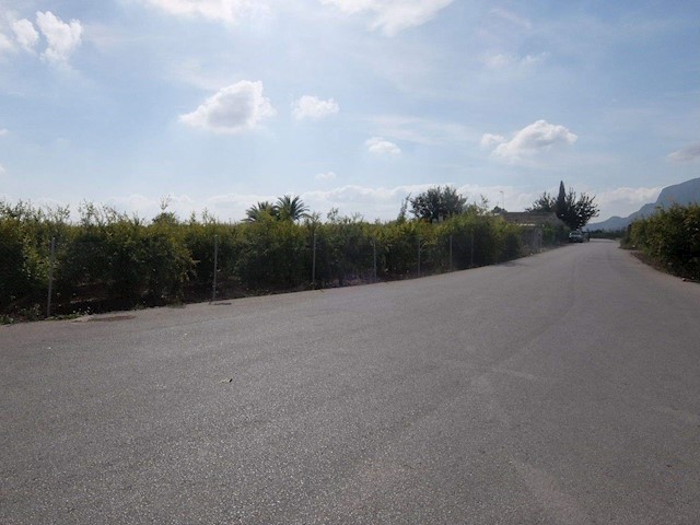 4 bedroom Villa for sale in Granja de Rocamora with garage - € 230,000 (Ref: 3738484)