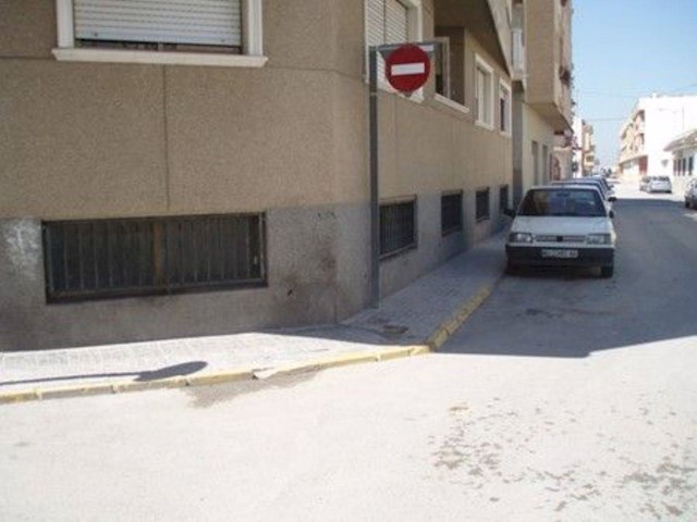 Commercial for sale in Rafal - € 79,000 (Ref: 3738727)