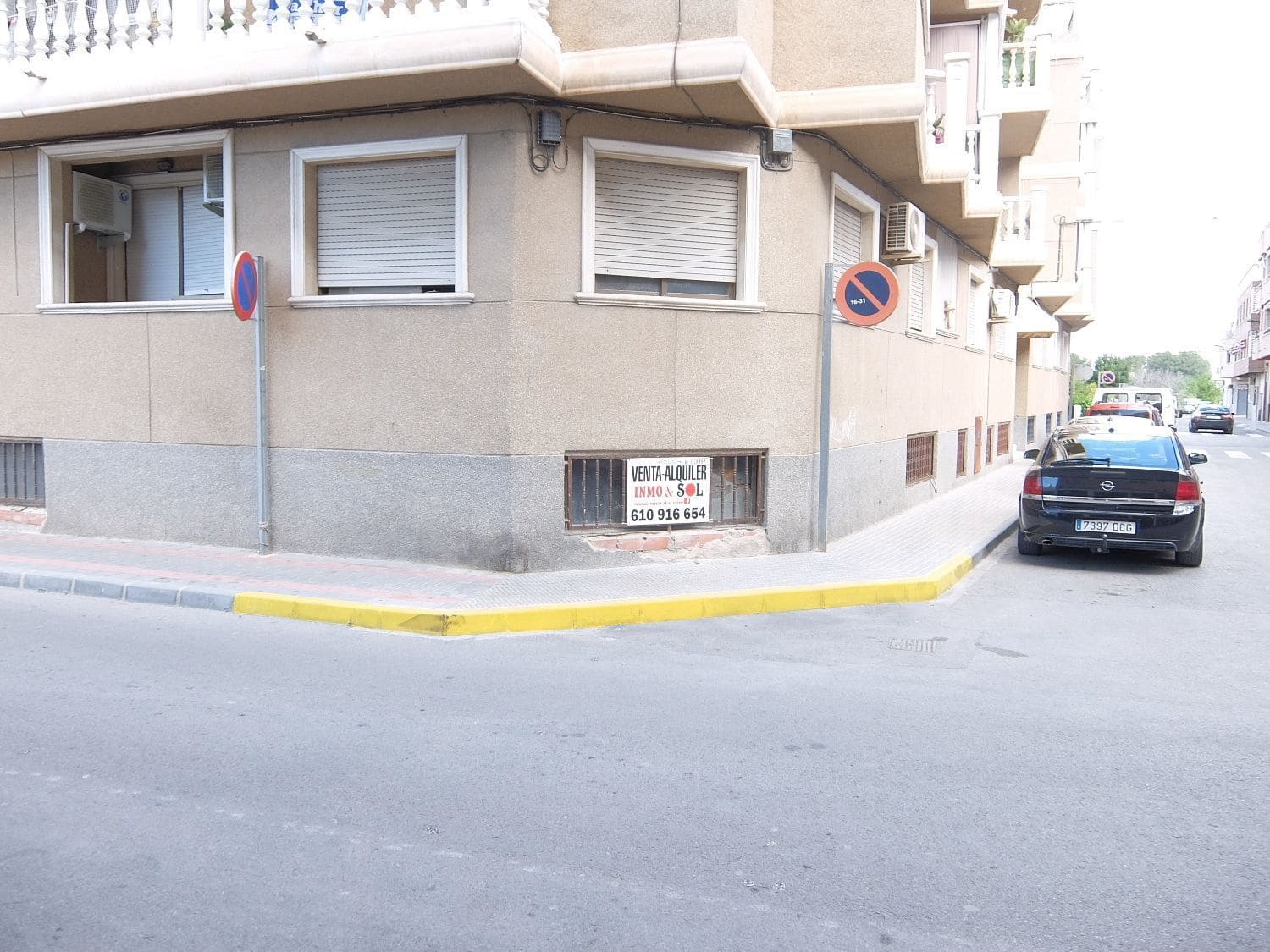 Commercial for sale in Rafal - € 79,000 (Ref: 3738727)