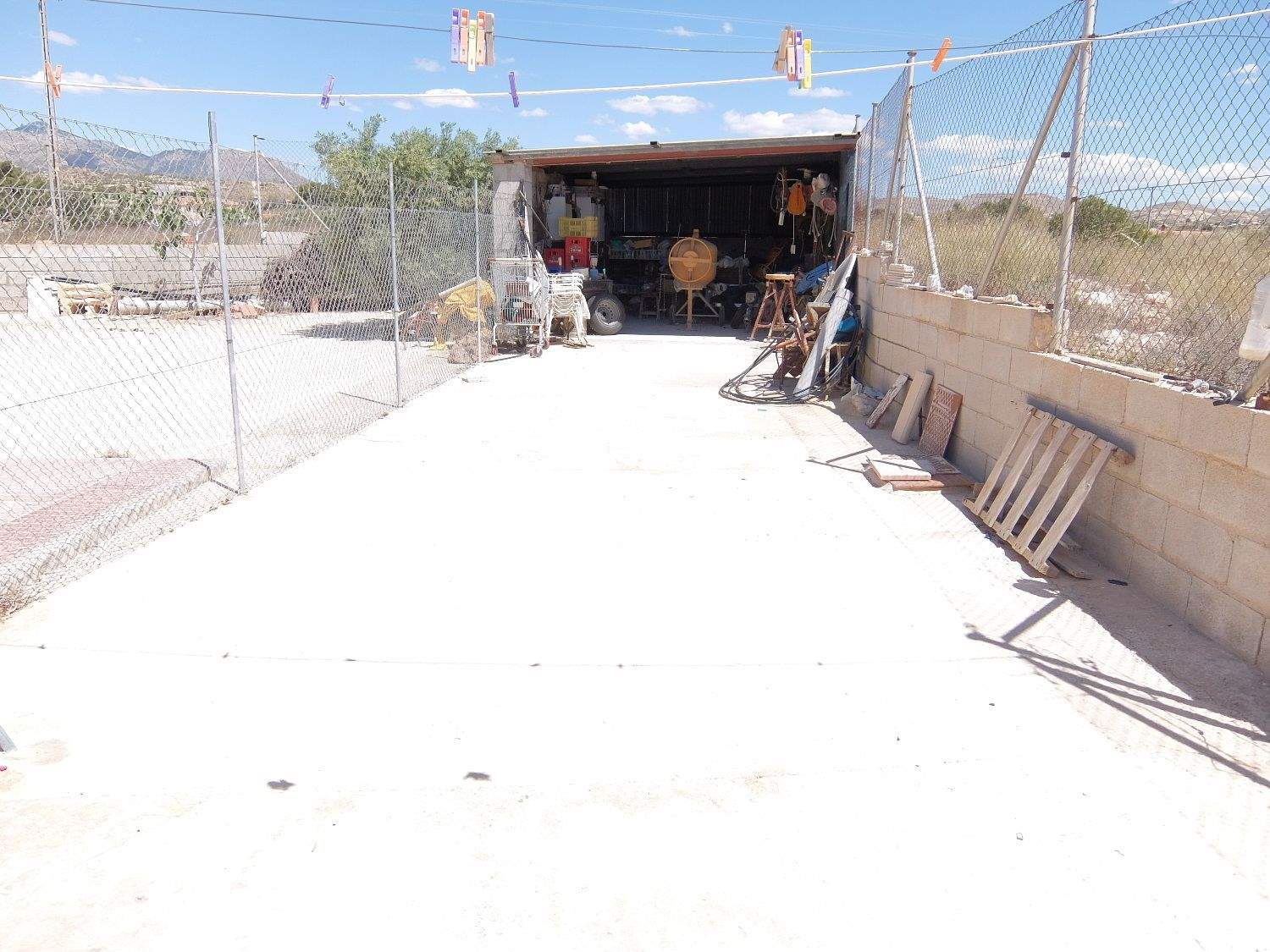 7 soverom Villa til salgs i Moralet med svømmebasseng garasje - € 410 000 (Ref: 3938044)