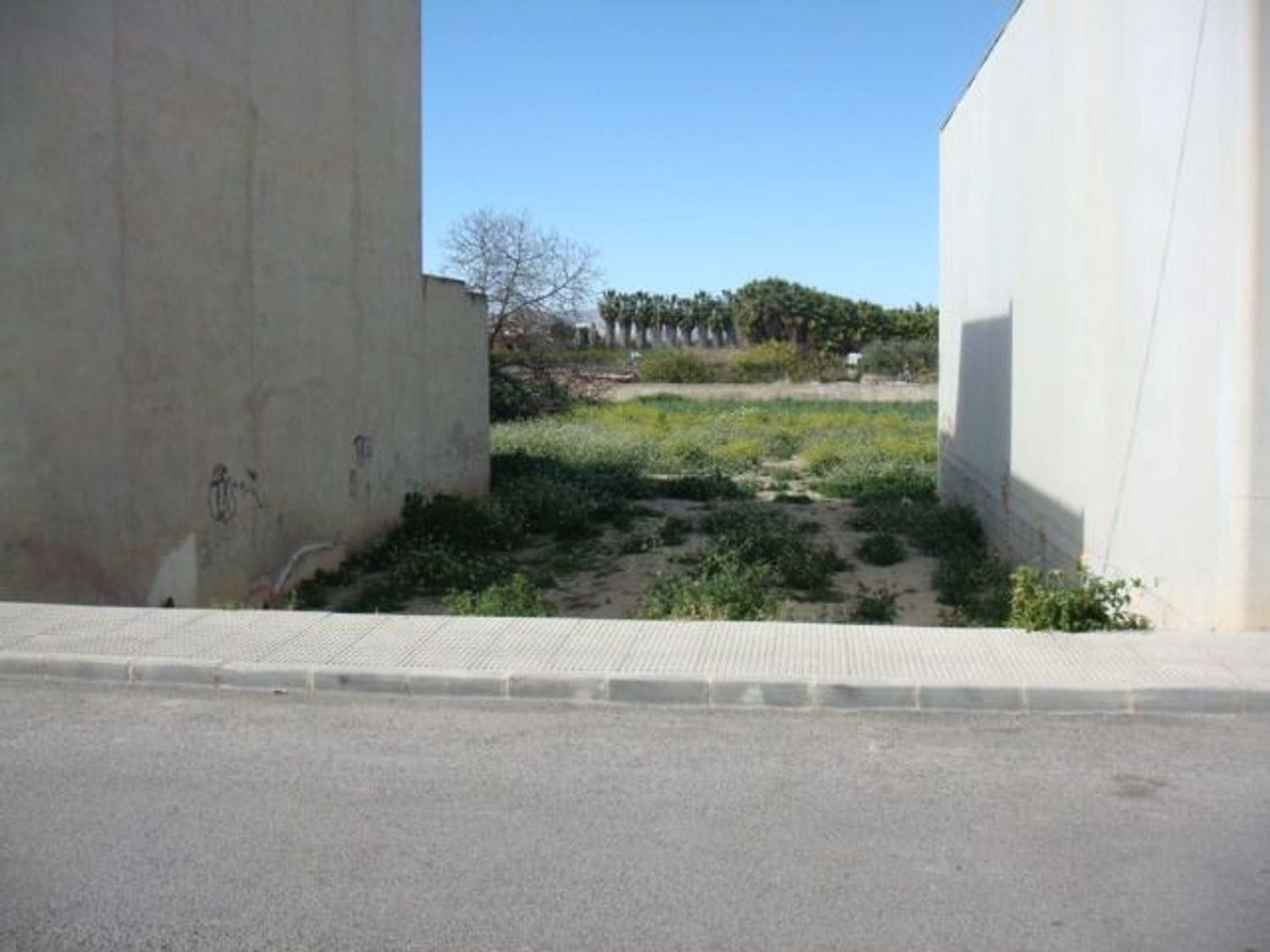 Grunde uden byggetilladelser til salg i Rafal - € 49.000 (Ref: 3952639)