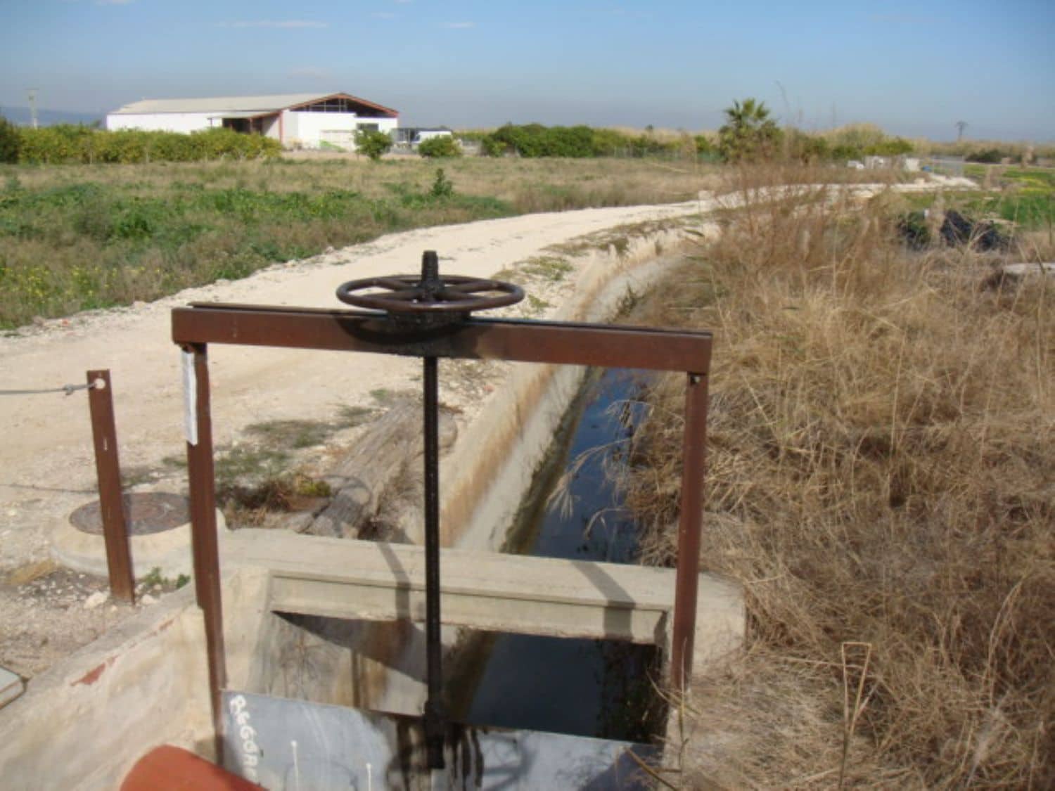 Grunde uden byggetilladelser til salg i Rafal - € 39.000 (Ref: 4072363)