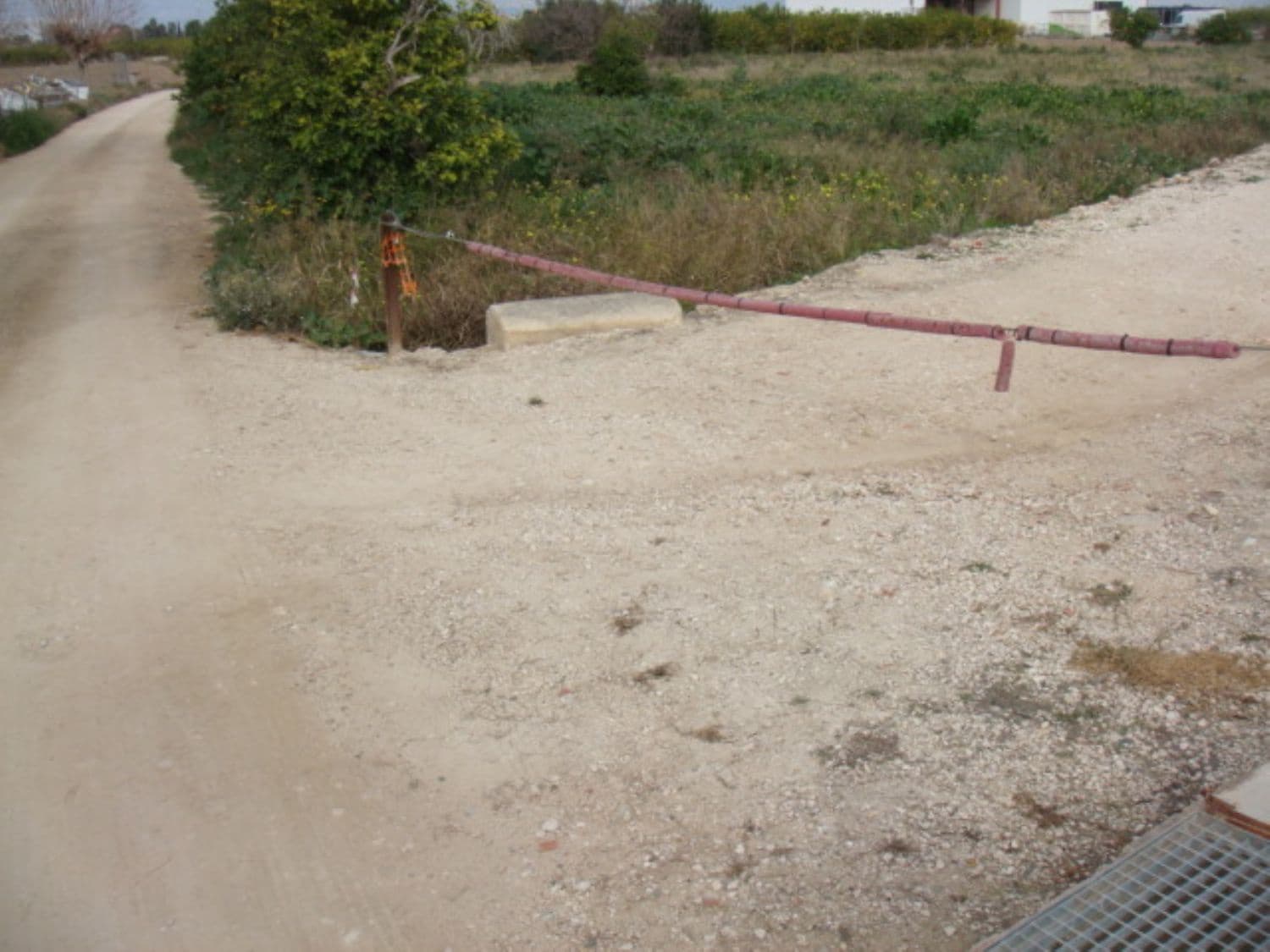 Grunde uden byggetilladelser til salg i Rafal - € 39.000 (Ref: 4072363)