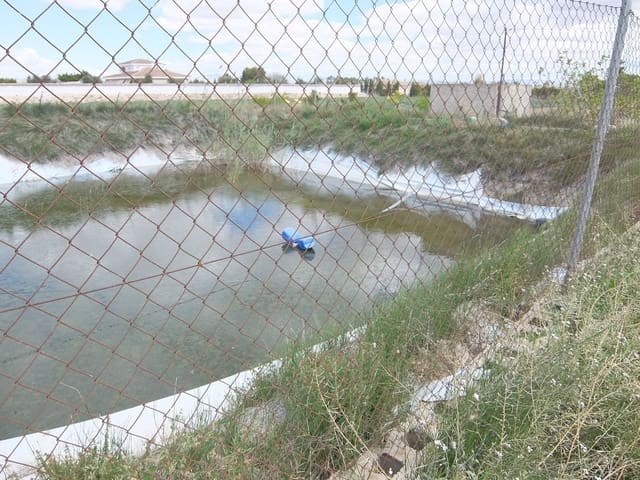 2 soveværelse Finca/Landehus til salg i San Fulgencio med garage - € 145.000 (Ref: 4539588)