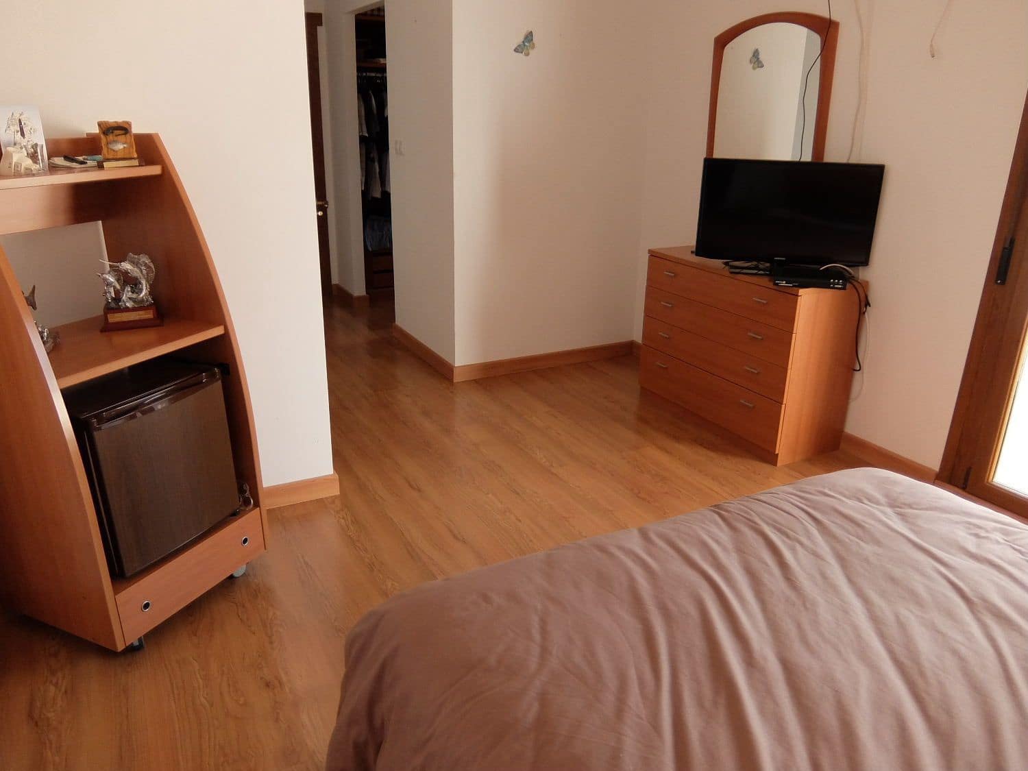 4 bedroom Villa for rent in Elche / Elx with pool garage - € 1,800 (Ref: 4637766)