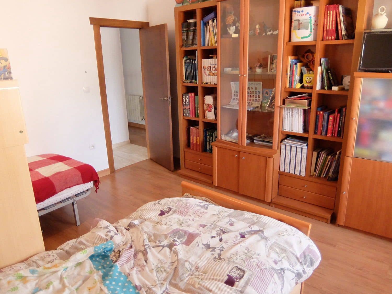 4 bedroom Villa for rent in Elche / Elx with pool garage - € 1,800 (Ref: 4637766)