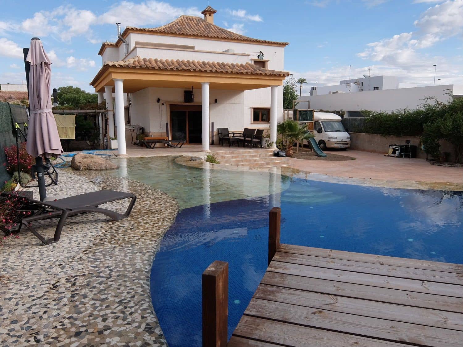 4 bedroom Villa for rent in Elche / Elx with pool garage - € 1,800 (Ref: 4637766)