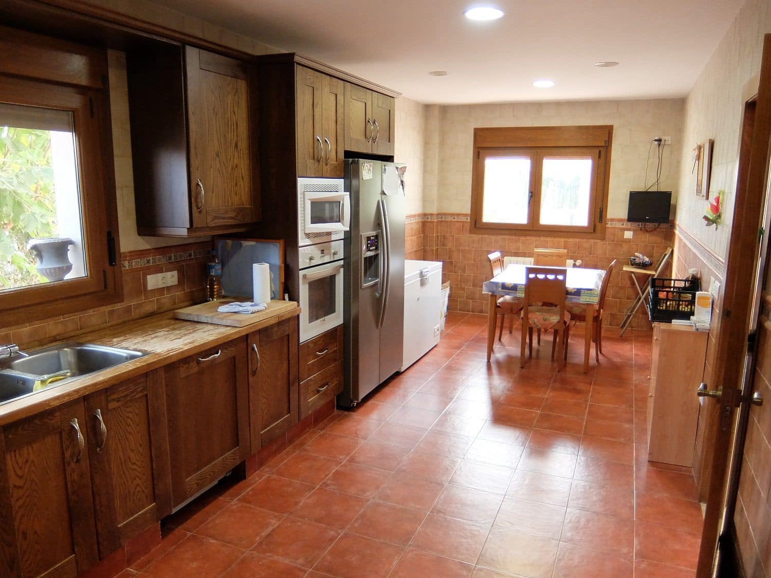4 bedroom Villa for rent in Elche / Elx with pool garage - € 1,800 (Ref: 4637766)