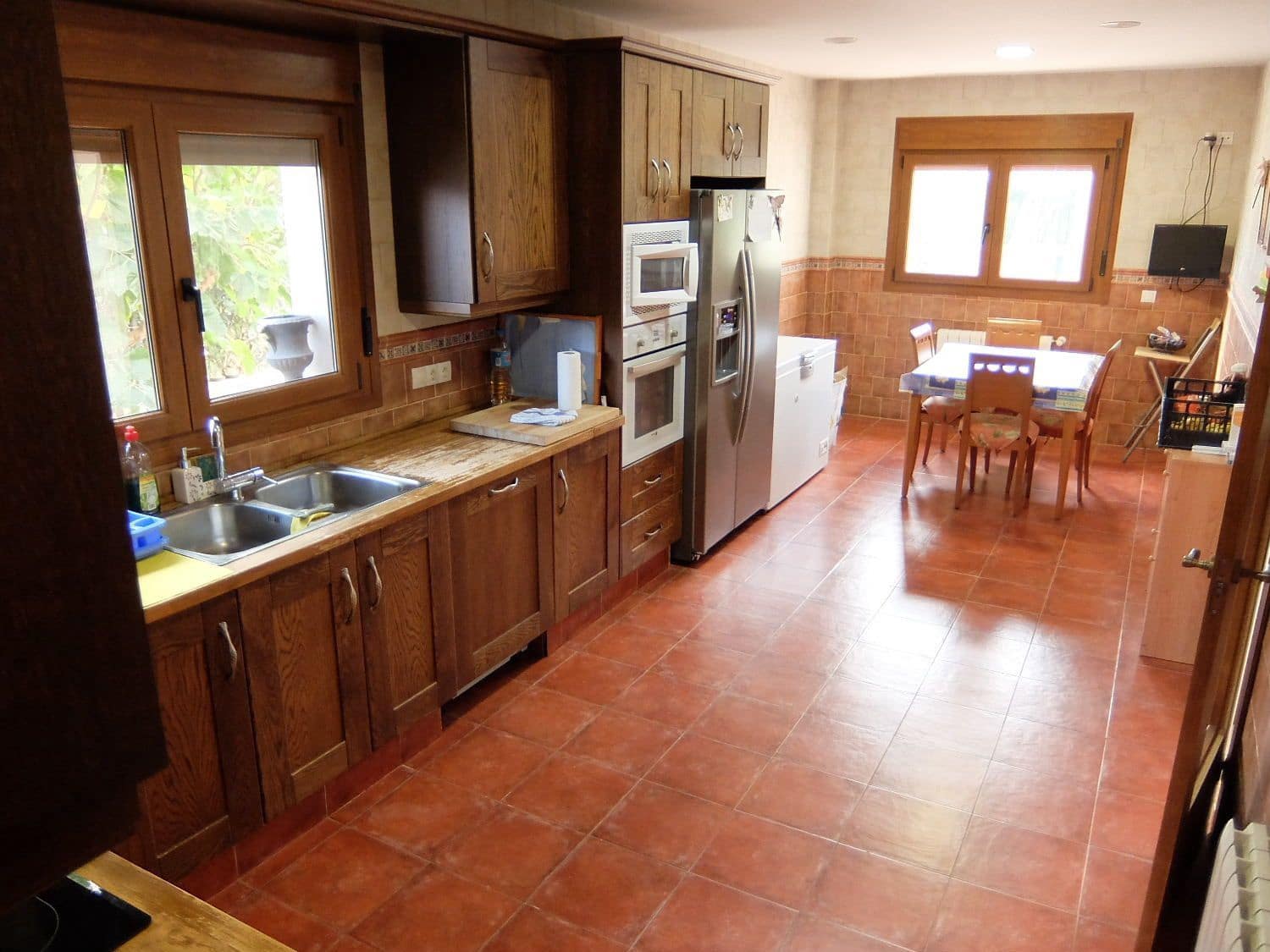 4 bedroom Villa for rent in Elche / Elx with pool garage - € 1,800 (Ref: 4637766)